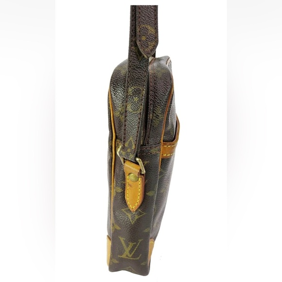 Louis Vuitton Monogram Brown and Tan Messenger Bag Unisex - Picture 4 of 16